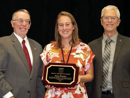 Prenosil honored with AWFA award
